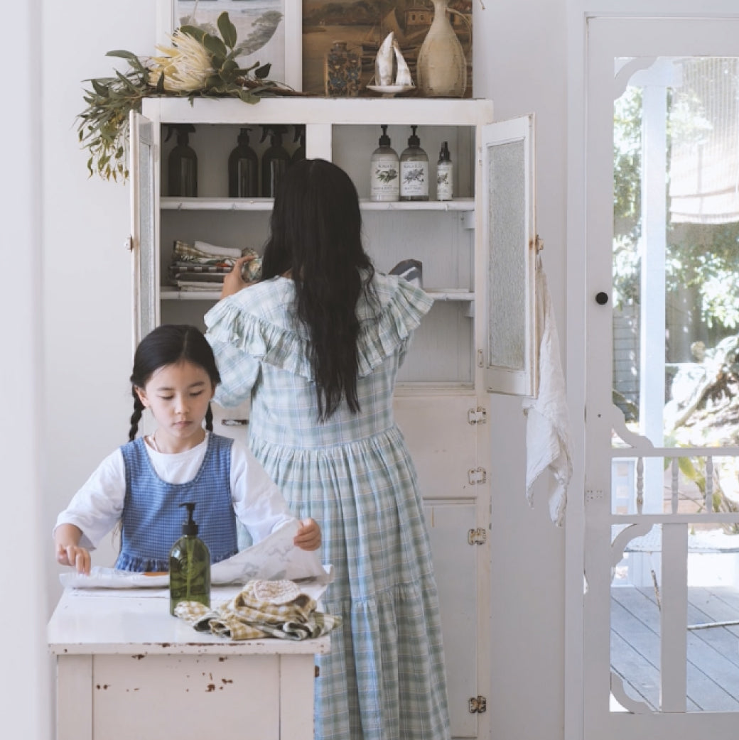 Beautifully Clean with our Spring Clean Checklist